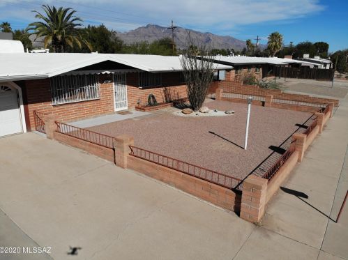 1164 Edgewater Dr, Tucson AZ 85704-2415 exterior