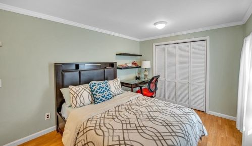 34 Powell Ave, Springfield MA 01118-2165 exterior