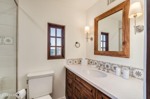 6941 Finger Rock Pl, Tucson AZ  85718-1401 exterior