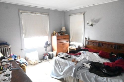 186 9 St, Newark NJ 07107-1925 exterior