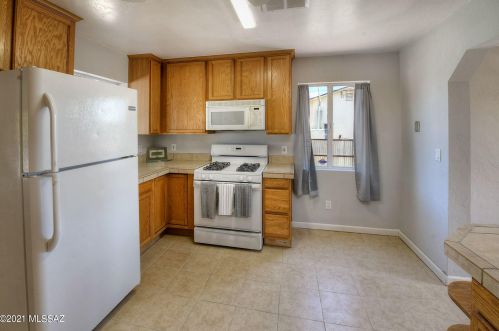 2711 Linden St, Tucson AZ 85719-3631 exterior