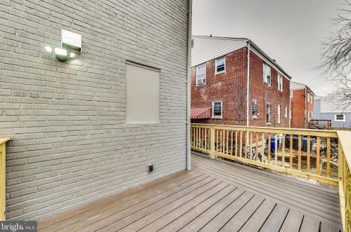 5506 C St, Washington DC  20019-6337 exterior