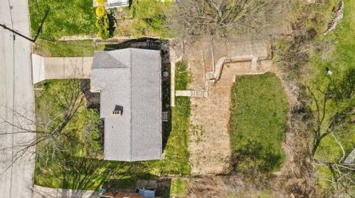 4603 Clubvue Dr, Pittsburgh, PA 15236-4803