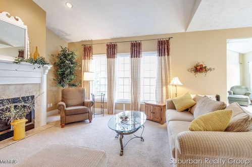 5178 Olsen Springs Ct, Wyoming, MI 49509-9757