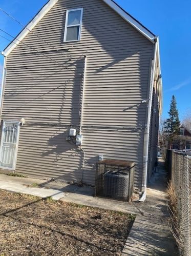5334 Paulina St, Chicago IL 60640-2025 exterior
