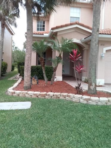 870 Leonardo Cir, Fort Pierce, FL 34986-4352