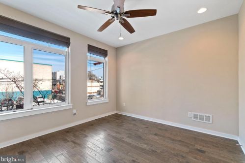 2443 Coral St, Philadelphia PA 19125-1625 exterior