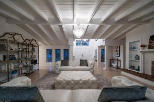 453 18 Ave, Naples FL 34120-3556 exterior