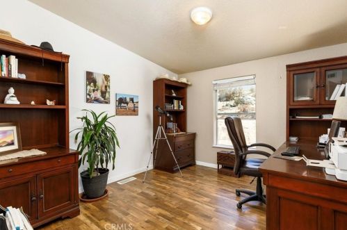 38430 Grn Mdw Rd, Temecula CA 92592-8444 exterior