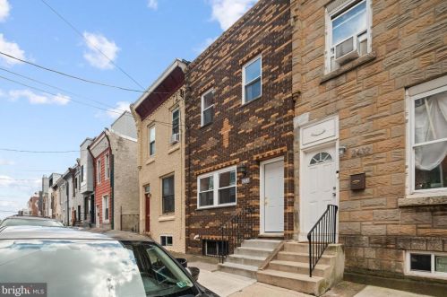 2430 Federal St, Philadelphia PA 19146-3914 exterior