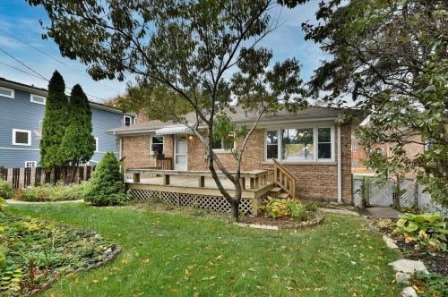 6909 Balmoral Ave, Chicago IL  60656-2007 exterior