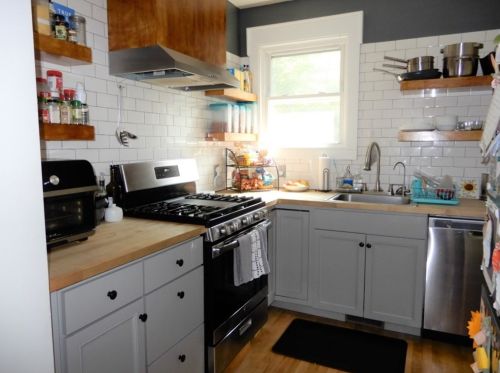 1260 Arkansas Ave, Pittsburgh PA  15216-2604 exterior