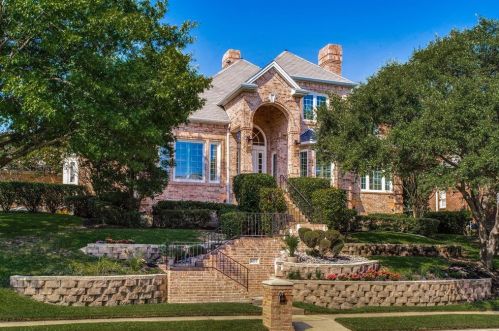4617 Windsor Ridge Dr, Irving, TX 75038-6313