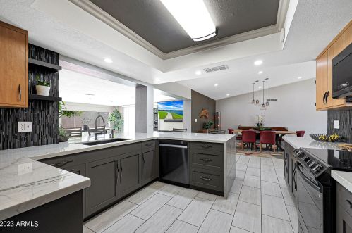 18811 12th Ave, Phoenix AZ  85027-5514 exterior