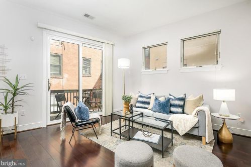 2360 Champlain St, Washington DC  20009-8610 exterior