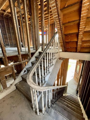 460 Clay Ave, Meskegon MI 49440-1002 exterior