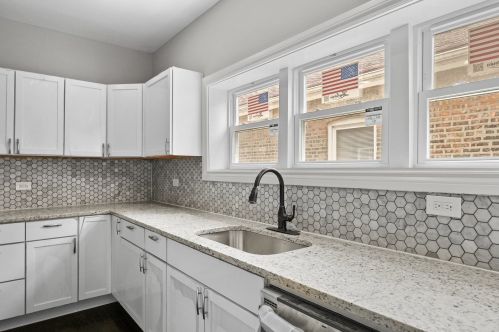 7141 Wabash Ave, Chicago IL 60628-7349 exterior