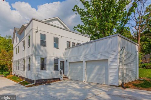 907 Gilbert Rd, Rockville MD  20851-1315 exterior