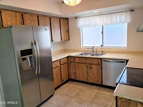 18024 25th Way, Phoenix AZ  85032-1092 exterior