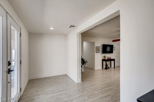 2615 Fairmount Ave, Phoenix AZ 85015-5356 exterior