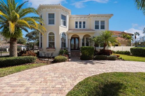 11 Formosa Ave, Tampa, FL 33606-3801