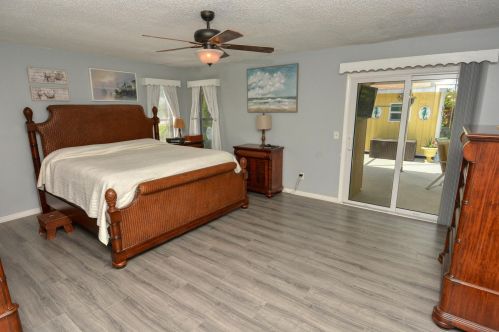 834 Walters Ter, Fort Pierce FL 34983-3963 exterior