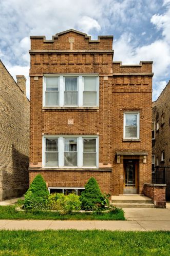 5825 Campbell Ave, Chicago, IL 60659-5010