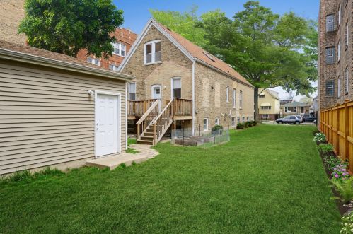 4320 Bernard St, Chicago IL  60618-1110 exterior