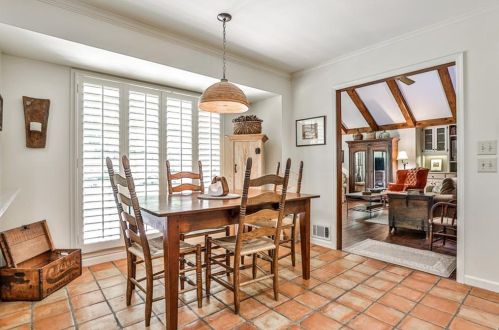 4748 Dunwoody Sta Dr, Atlanta GA 30338-4704 exterior