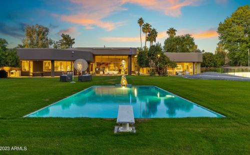 2111 Colter St, Phoenix AZ  85015-2821 exterior