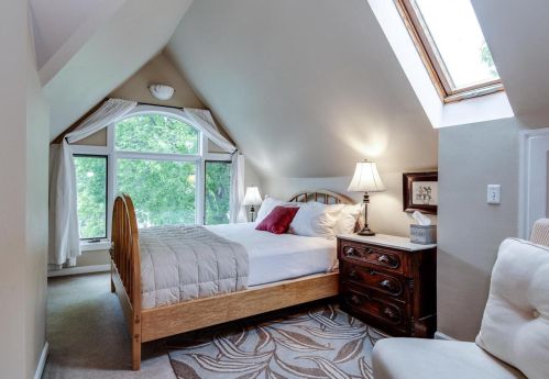 746 Gorham St, Madison WI 53703-1521 exterior