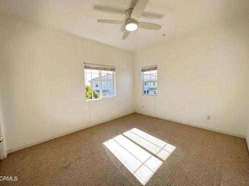 1350 Bayside Cir, Oxnard CA  93035-2148 exterior