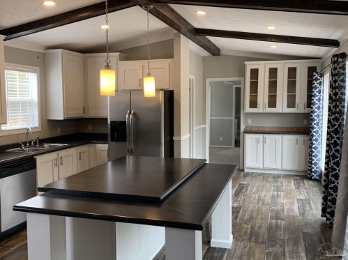 1603 Christmas Tree Rd, Milton FL  32570-8445 exterior