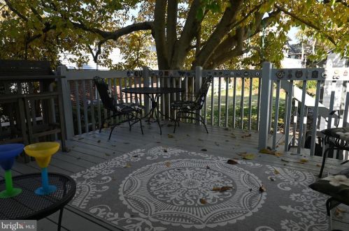 23 Knowles Ave, Manor PA 19036-2104 exterior