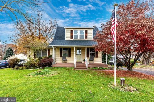 3033 Linfield Rd, Pottstown, PA 19464-3137