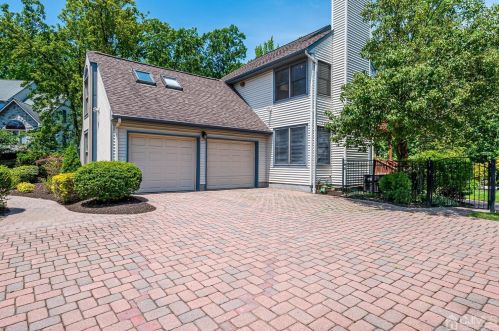 102 King St, Edison NJ 08820-1023 exterior