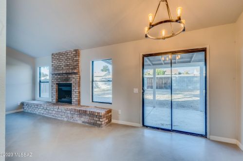 10455 Bridgestone Pl, Tucson AZ 85730-5001 exterior