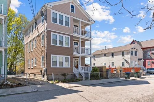 50 Osborn St, Providence, RI 02908-3613