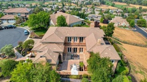 236 Socrates Pl, Folsom CA 95762-3957 exterior