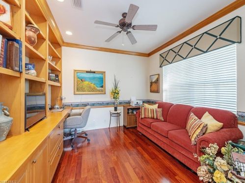 5795 Persimmon Way, Naples FL 34110-2320 exterior