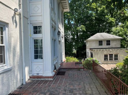 131 Esplanade, Mount Vernon NY 10553-1116 exterior