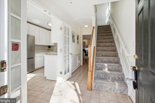 11201 Edson Park Pl, Rockville, MD 20852-3191