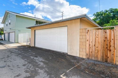 243 Valencia Dr, Fullerton CA 92831-4904 exterior