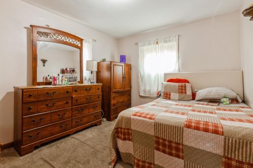 5630 Sheridan Ave, Milwaukee WI 53218-3148 exterior