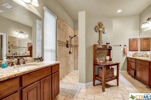 831 Mystic Breeze, Spring Branch TX 78070-5076 exterior