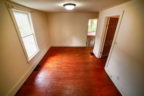 1306 Buffalo Ave, Grand Rapids MI 49505-5003 exterior