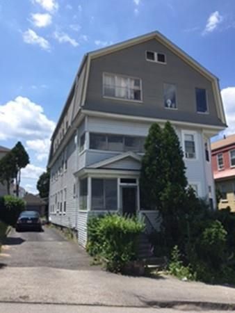 17 Euclid Ave, Worcester, MA 01610-2101