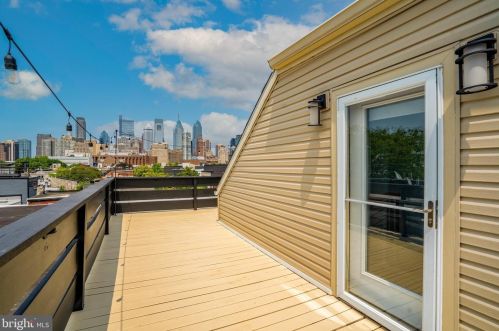 1814 Catharine St, Philadelphia PA  19146-1835 exterior