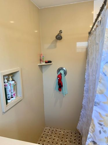 9611 Laurel St, Bellflower CA 90706-5614 exterior