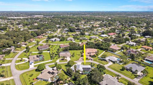 2910 Cates Cir, Fort Pierce FL  34952-5812 exterior